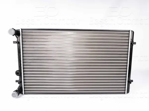 AUTOLUX 1113018-22 | Su Radyatörü Mekanik M-T 650x414x23 VW Golf4 Bora A3 Toledo Octavia 1 6 98