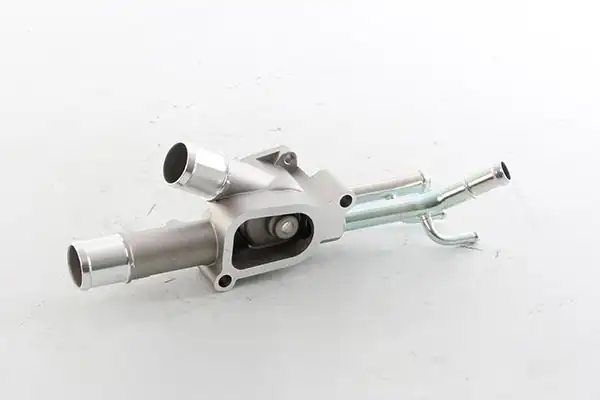 BSG 40-126-011 | Termostat Kapağı Alt Elantra / i30 / Tucson 2.0 Benzin 2007 -