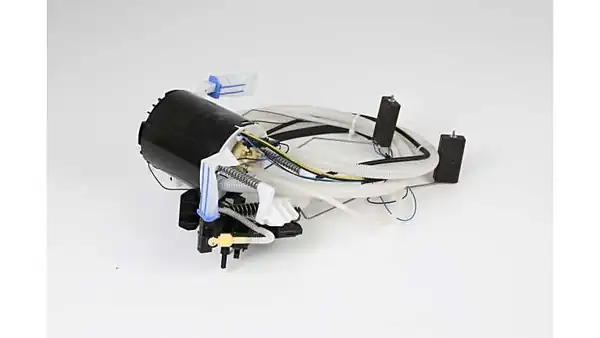 BSG 15-830-014 | Benzin Pompası Land Rover Range Rover Discovery III Sport 4 4 02 12