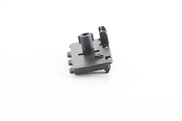 BSG 30-922-056 | Çeki Demir Kapağı Arka Focus Sedan 01