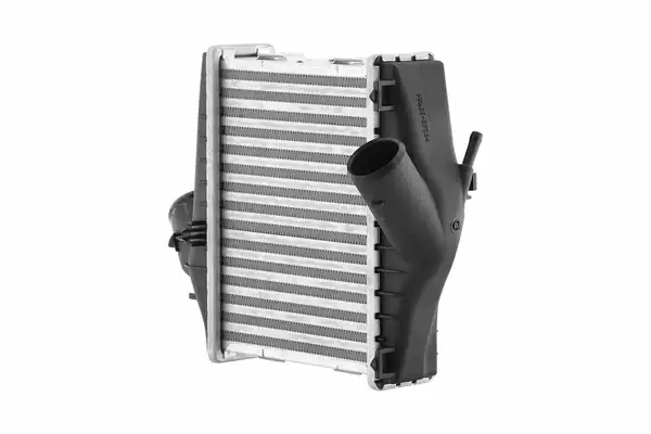 Hella 8ml 366 470 791 Turbo Radyatörü İntercooler Mercedes Smart