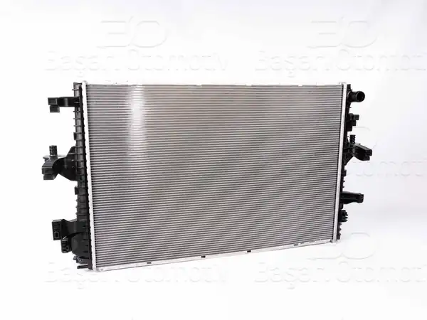 WISCO 1114167-00 | Su Radyatörü Brazing M-T A-T 710x470 5x26 mm VW T7 2 0 TDI 15
