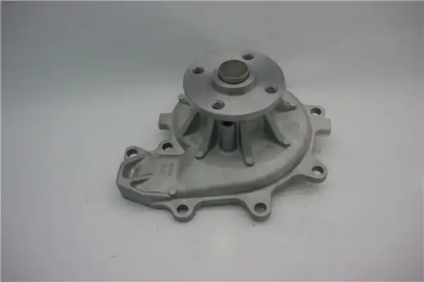 Devirdaim Su Pompası İ 45 Isuzu 4hf1 4hg1 Npr66 Npr71 Nqr Nkr Wide Turkuaz Otobüs