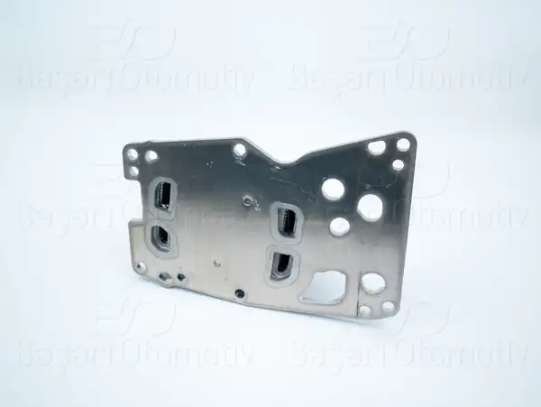 WISCO 3113738-00 | Yağ Soğutucusu Tek Conta Kutuksuz Bmw E90 E92 N47n F10 F20 F30 Avensis Rav4 18