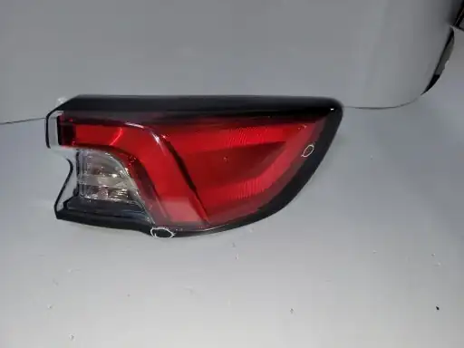 Ford Kuga 2020 2026 Model Arası Sağ Dış Stop Komple