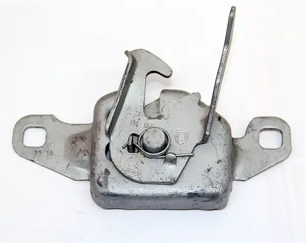 MGA 94818 | Motor Kaput Kilidi Dacia Logan