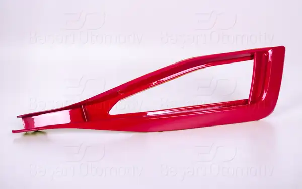 GKL 294446 | Tampon Izgarası Sağ Sisli Kırmızı Modifiye VW Passat 19 2034004