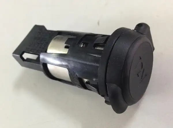 Psa 96661053zd Peugeot 301 12 Volt Giriş Soketi Komple Orijinal 2008 207 208 308