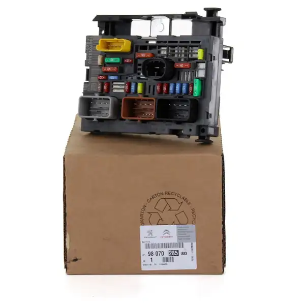 Citroen C4 Picasso Motor içi Sigorta Kutusu Orjinal BSM R02