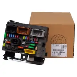 PSA 9807028780 | Peugeot 307 1.6 Hdi Motor İçi Sigorta Kutusu Orijinal