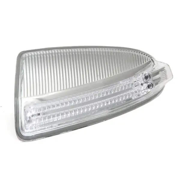 Mercedes W204 Kasa 2007-2010 Sol Ayna Sinyali Ulo Marka